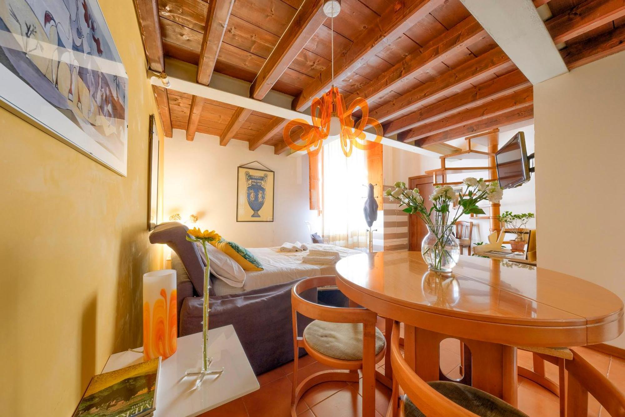 Апартаменти La Casa Di Dante Alighieri Флоренція Екстер'єр фото